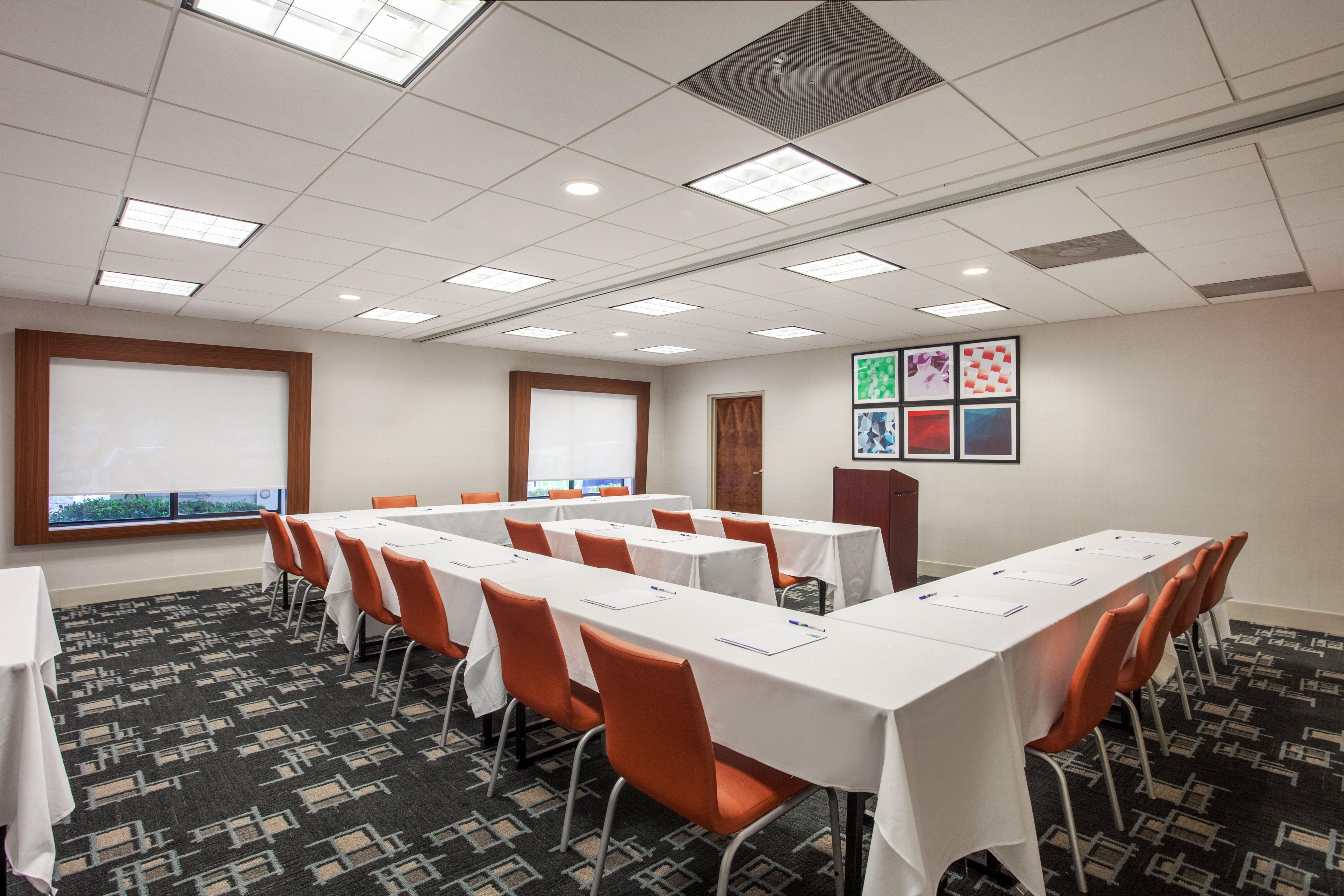 Holiday Inn Express & Suites Augusta West - Ft Gordon Area By Ihg Exterior photo