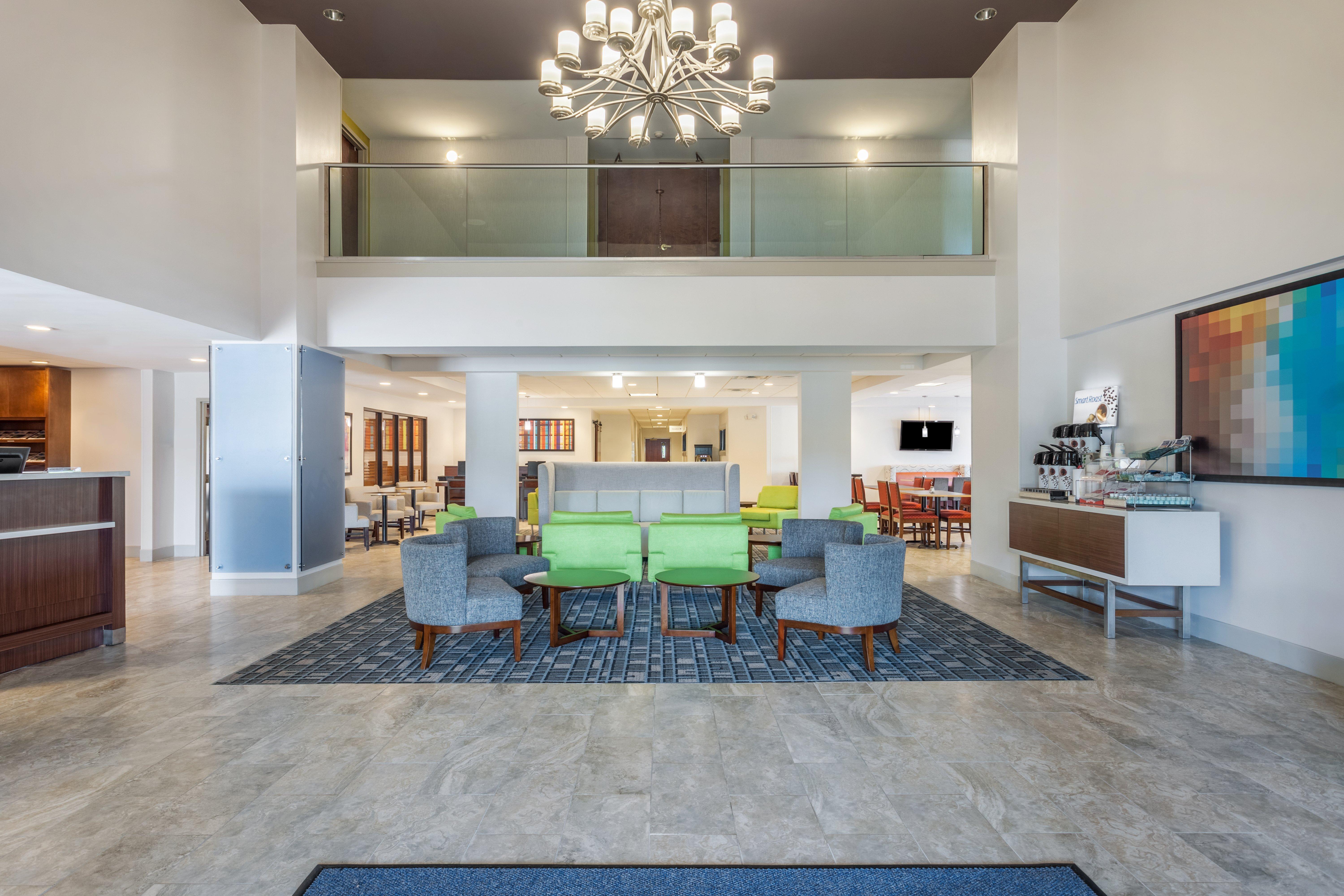 Holiday Inn Express & Suites Augusta West - Ft Gordon Area By Ihg Exterior photo